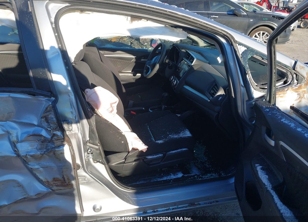 2018 HONDA FIT EX VIN: 3HGGK5H86JM706342