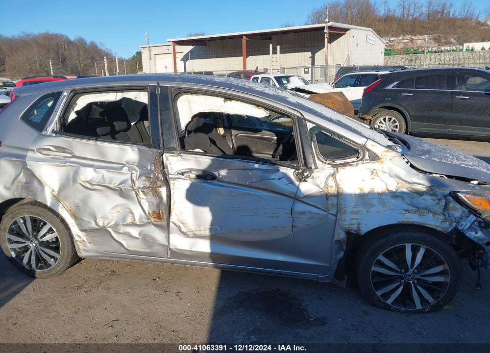 2018 HONDA FIT EX VIN: 3HGGK5H86JM706342