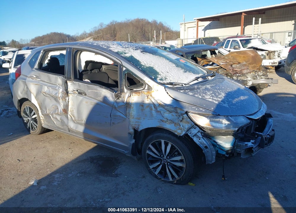 2018 HONDA FIT EX VIN: 3HGGK5H86JM706342