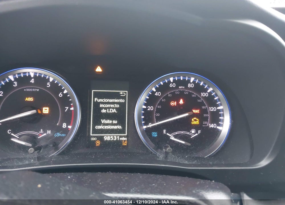 2019 TOYOTA HIGHLANDER XLE VIN: 5TDJZRFHXKS622987
