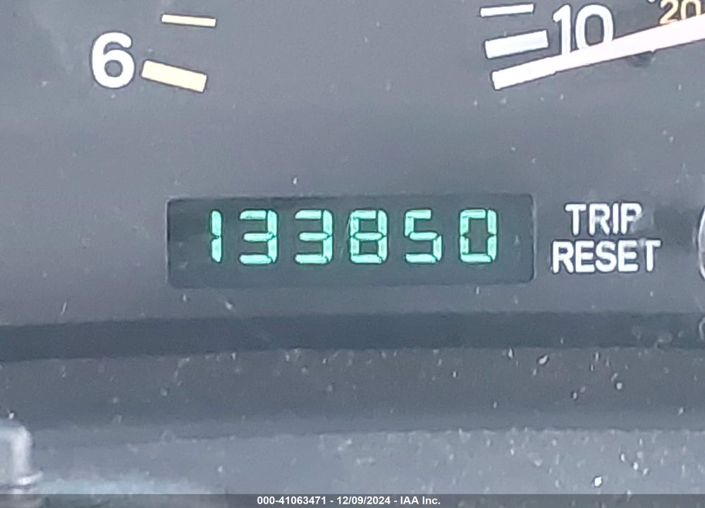 1999 JEEP CHEROKEE CLASSIC/SPORT VIN: 1J4FF68S1XL599270