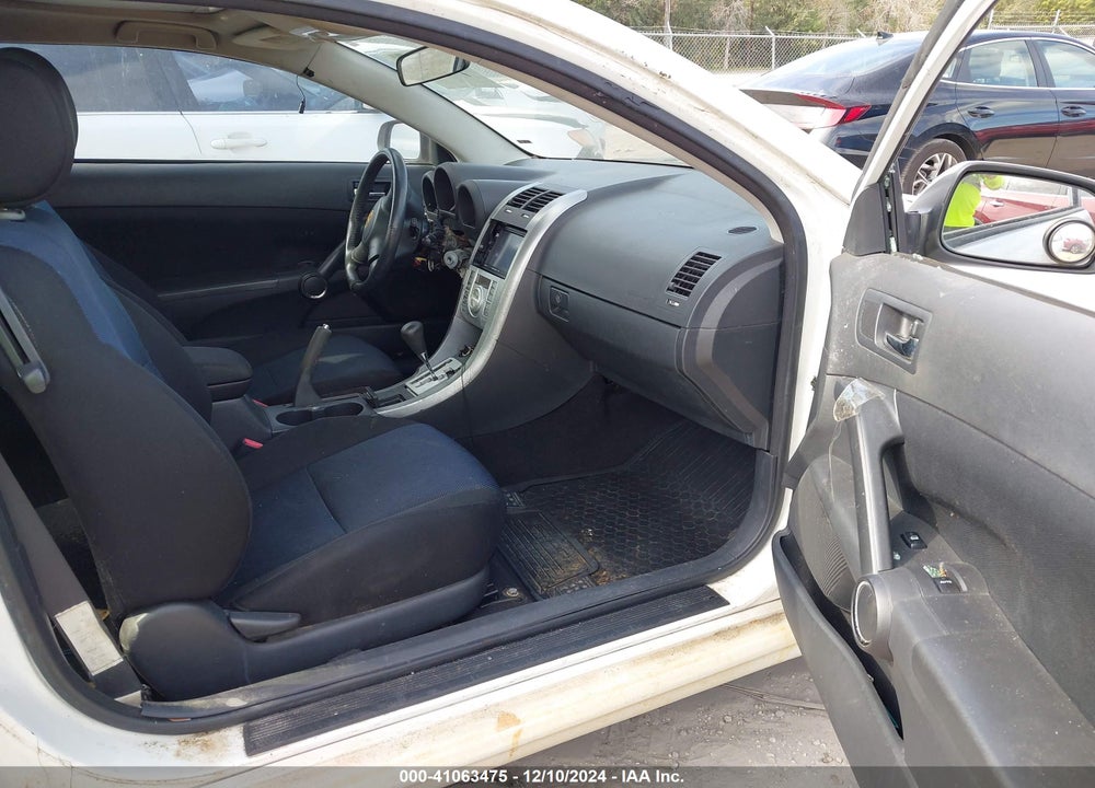 2005 SCION TC VIN: JTKDE177650017221