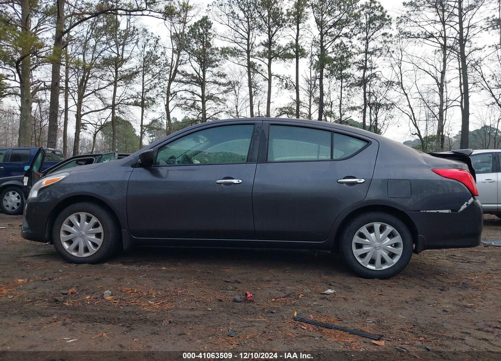 2015 NISSAN VERSA 1.6 SV VIN: 3N1CN7AP7FL904722