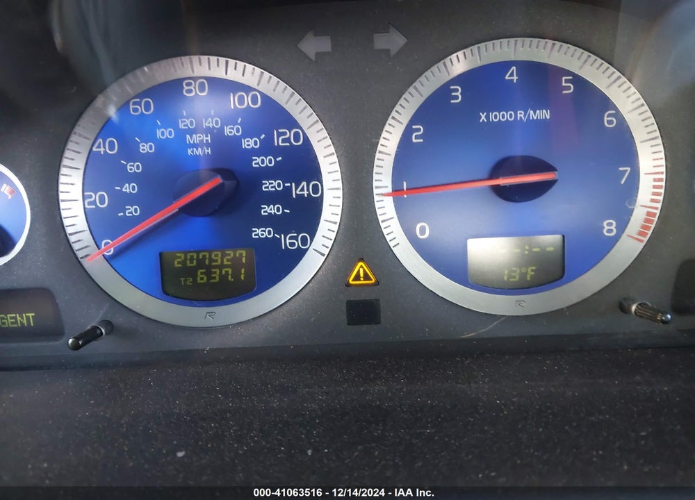2005 VOLVO S60 R VIN: YV1RH527452450313