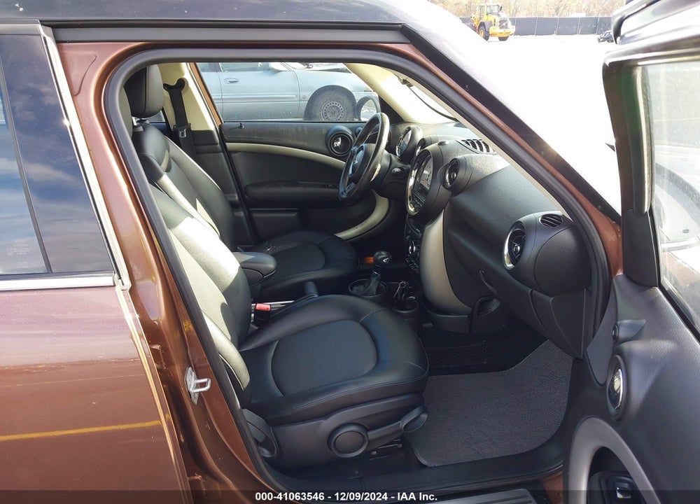 2015 MINI COUNTRYMAN COOPER VIN: WMWZB3C51FWR46282