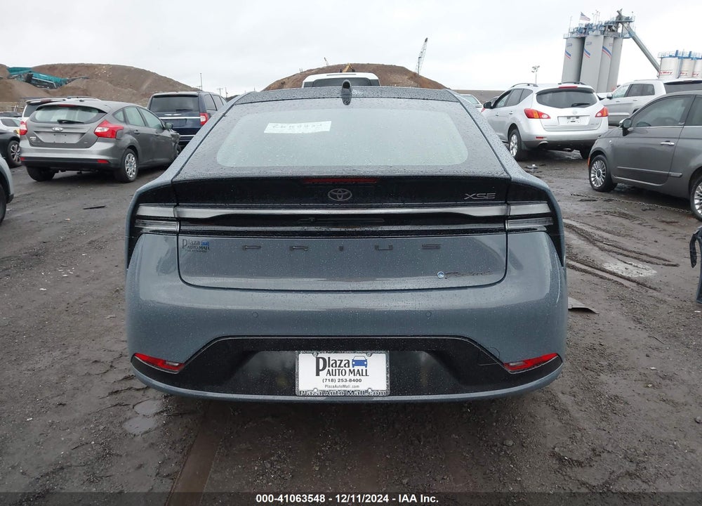 2024 TOYOTA PRIUS PRIME VIN: JTDACACU7R3032584