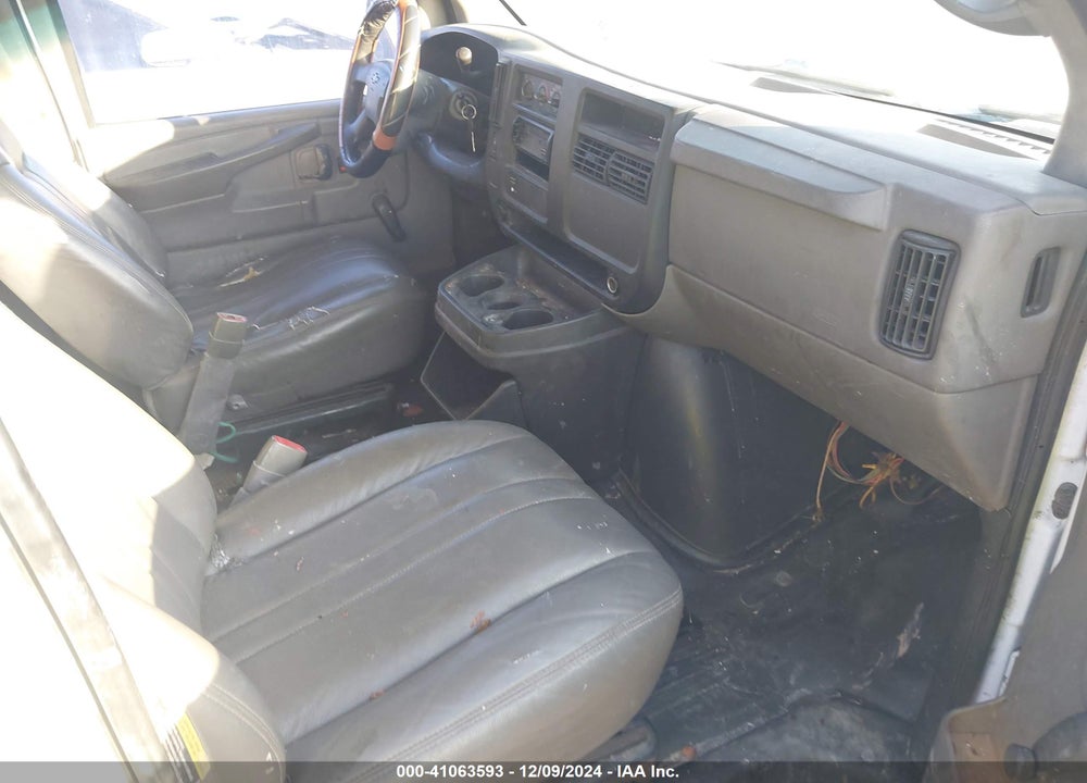 2006 CHEVROLET EXPRESS WORK VAN VIN: 1GCGG25V761149714