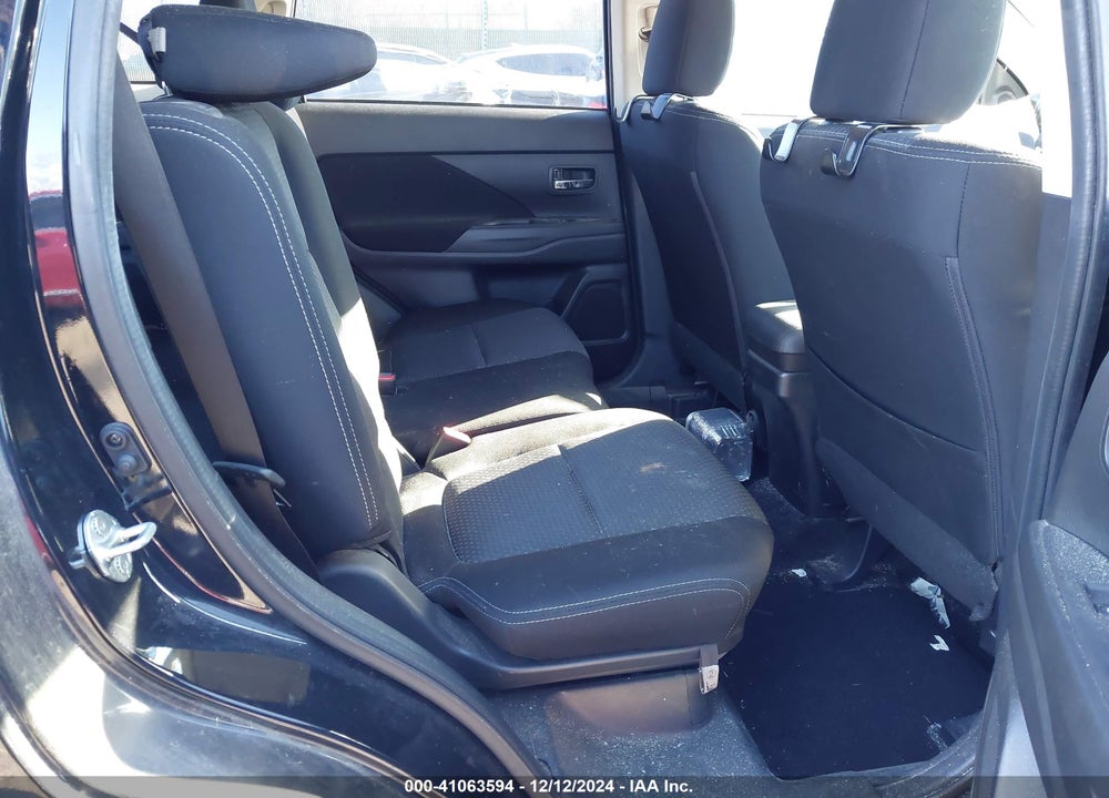 2017 MITSUBISHI OUTLANDER SE VIN: JA4AD3A37HZ067084