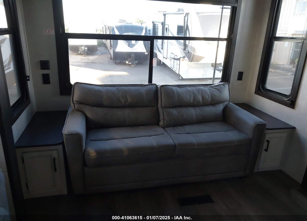 2023 JAYCO JAY FLIGHT TRAVEL TRAILER VIN: 1UJBC0BV5P11J0054