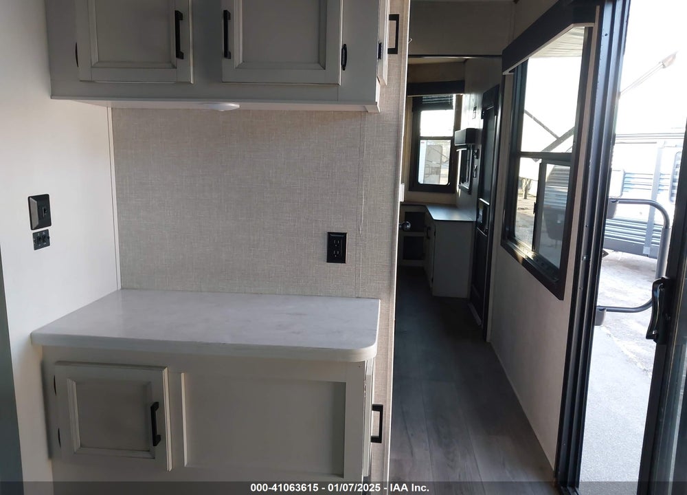 2023 JAYCO JAY FLIGHT TRAVEL TRAILER VIN: 1UJBC0BV5P11J0054