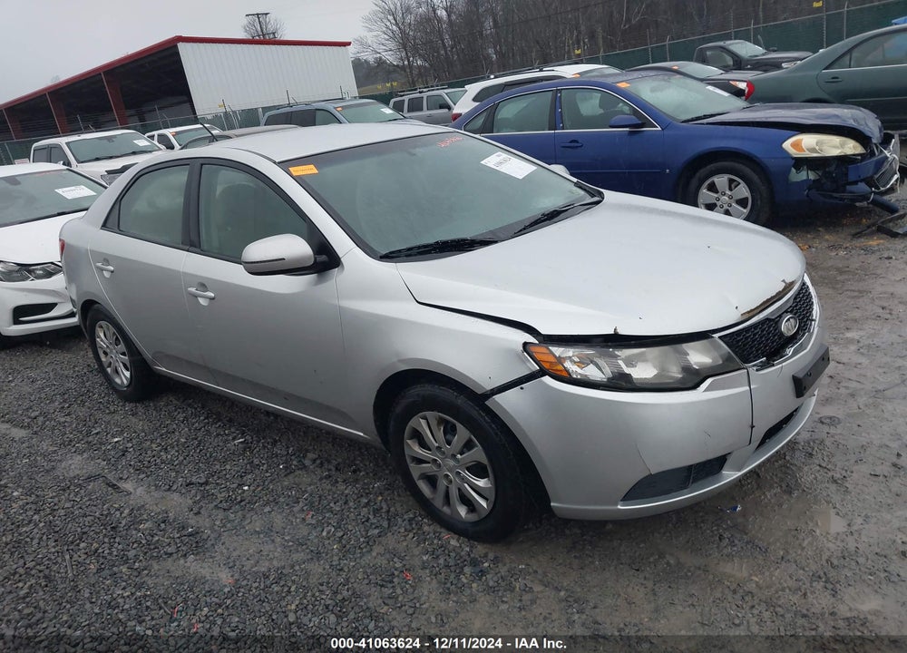 2013 KIA FORTE EX VIN: KNAFU4A26D5719698