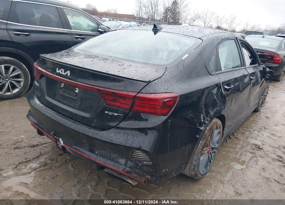 2023 KIA FORTE GT VIN: 3KPF44AC0PE621481