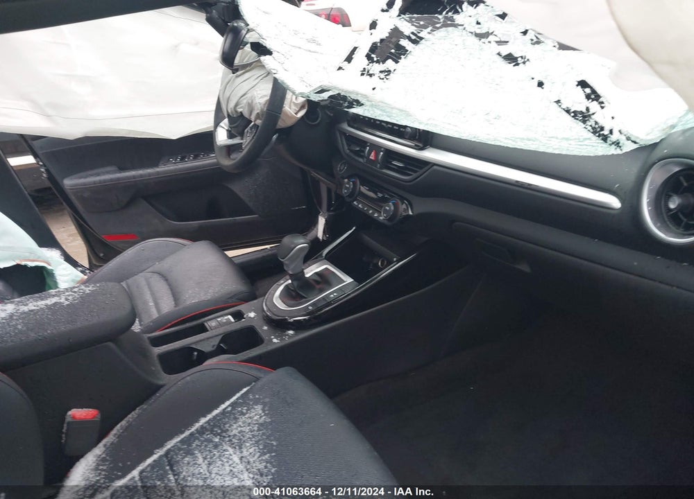 2023 KIA FORTE GT VIN: 3KPF44AC0PE621481