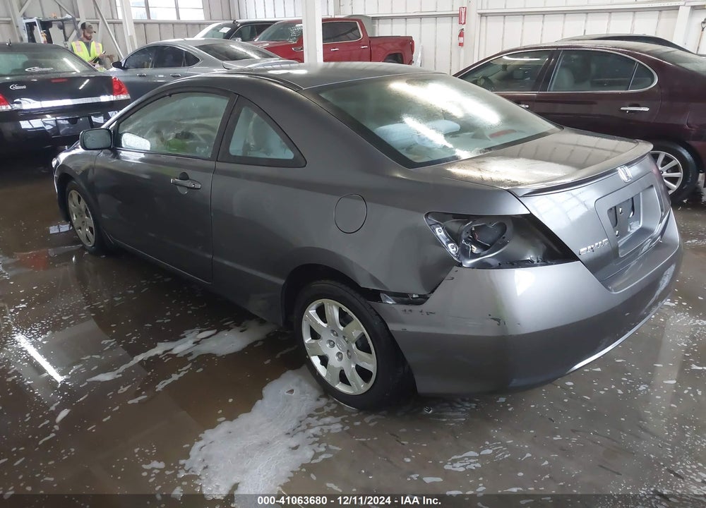 2011 HONDA CIVIC LX VIN: 2HGFG1B68BH504146