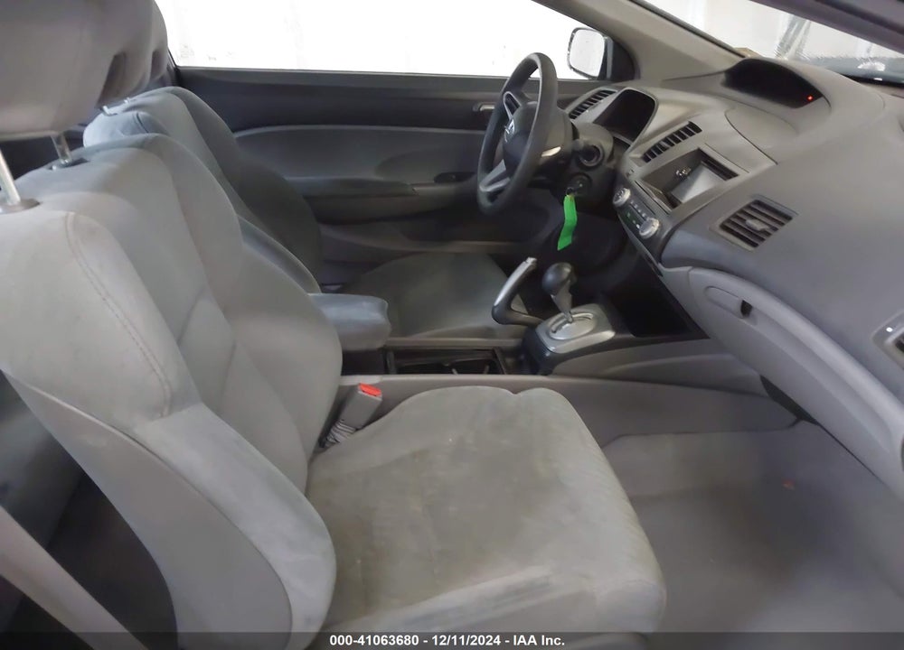 2011 HONDA CIVIC LX VIN: 2HGFG1B68BH504146