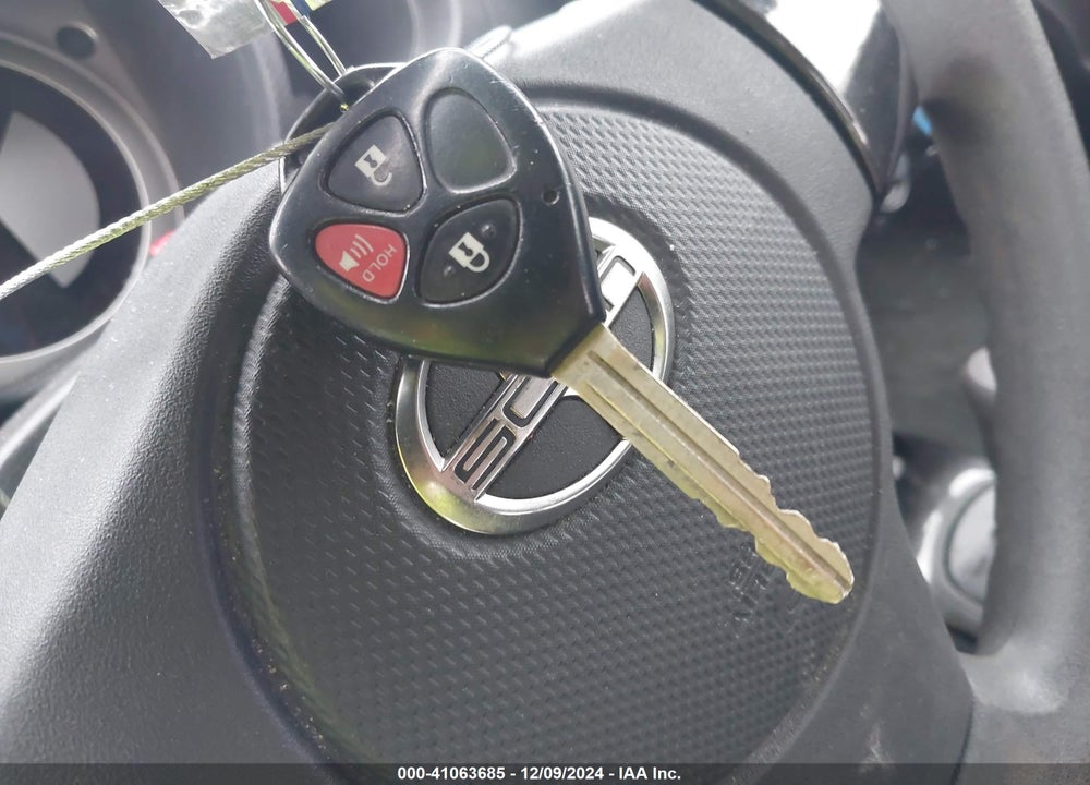 2008 SCION XD VIN: JTKKU10408J021371