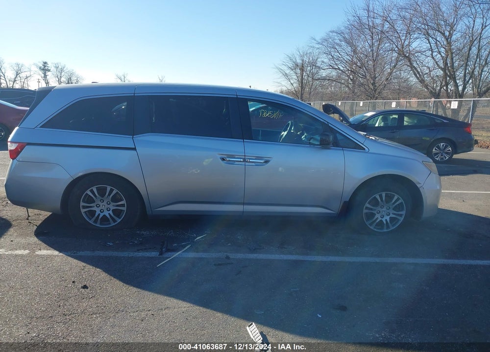 2011 HONDA ODYSSEY EX-L VIN: 5FNRL5H65BB013691