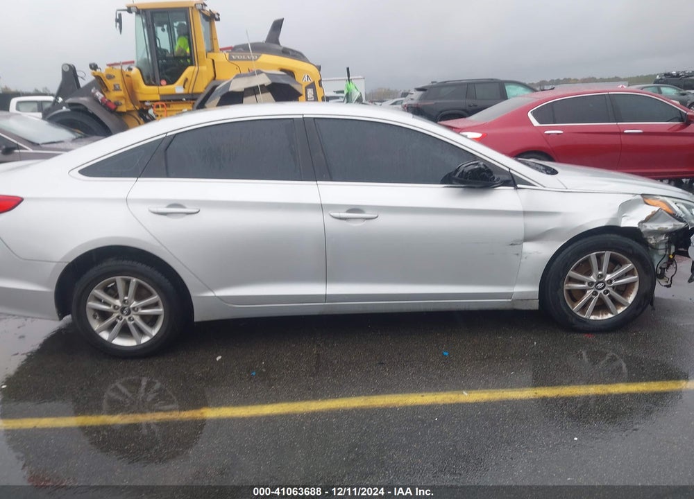 2017 HYUNDAI SONATA VIN: 5NPE24AF9HH559460