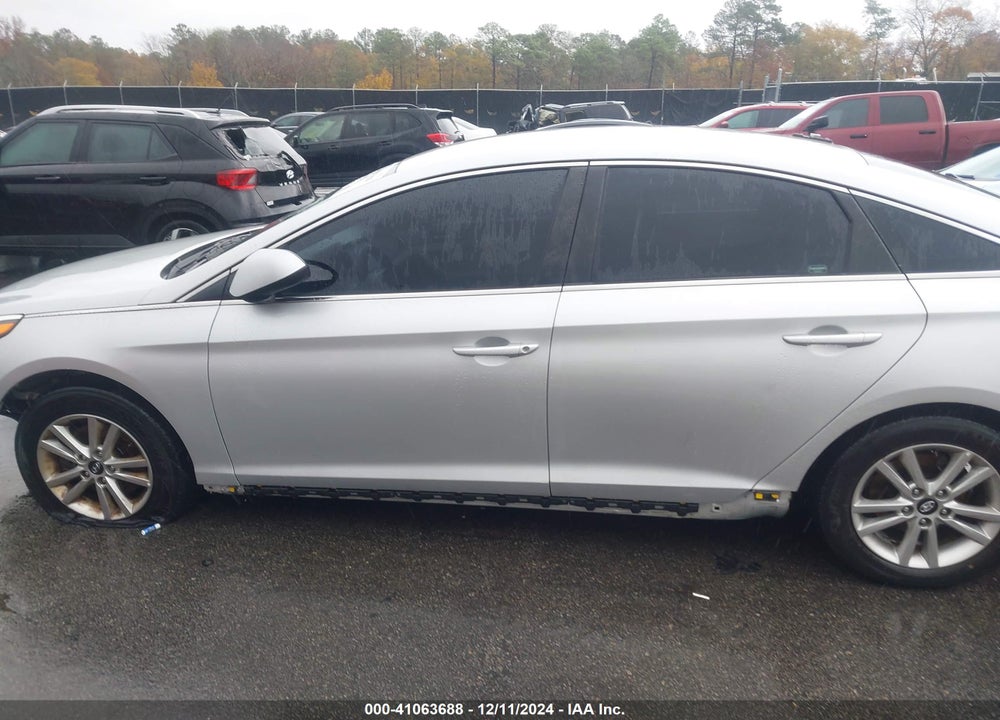 2017 HYUNDAI SONATA VIN: 5NPE24AF9HH559460