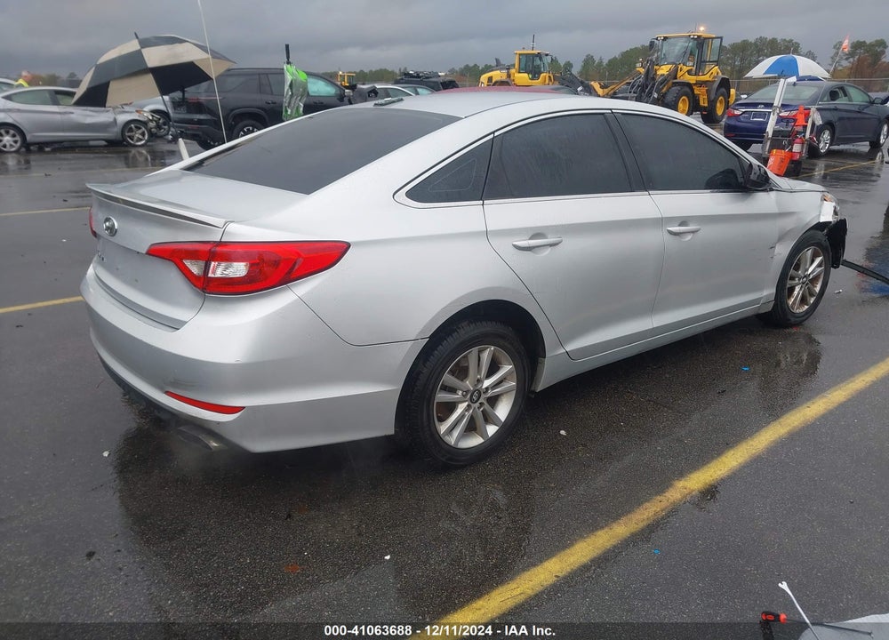 2017 HYUNDAI SONATA VIN: 5NPE24AF9HH559460