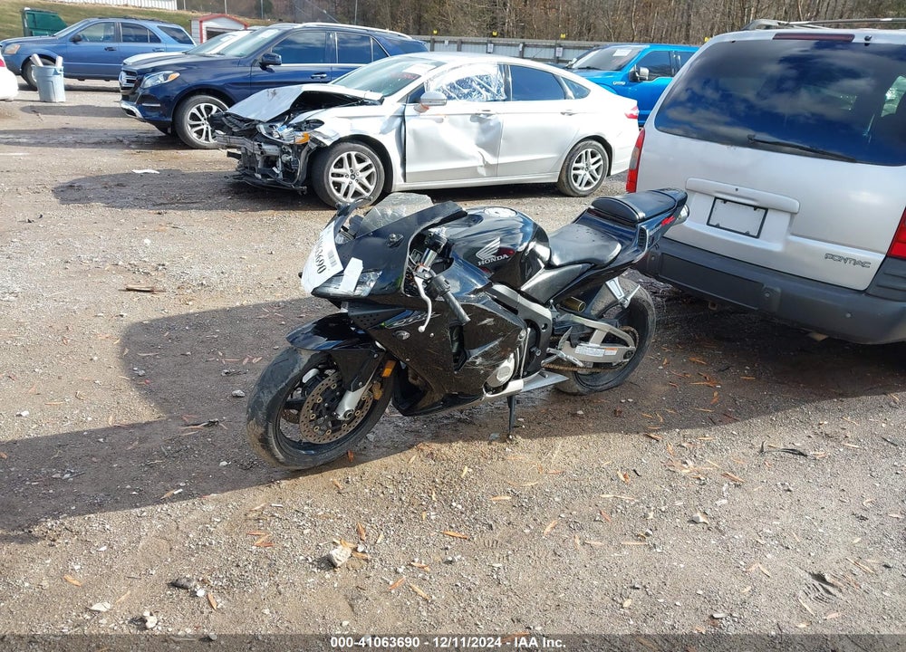 2003 HONDA MOTORCYCLE VIN: JH2TC370X3M004588