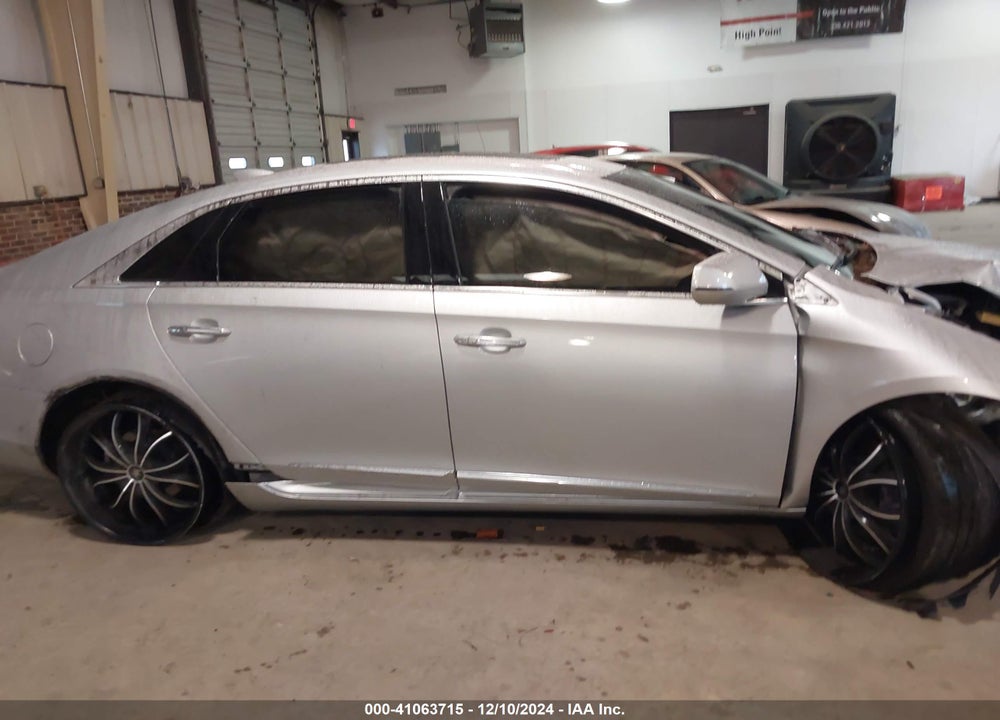 2016 CADILLAC XTS VIN: 2G61M5S30G9100907
