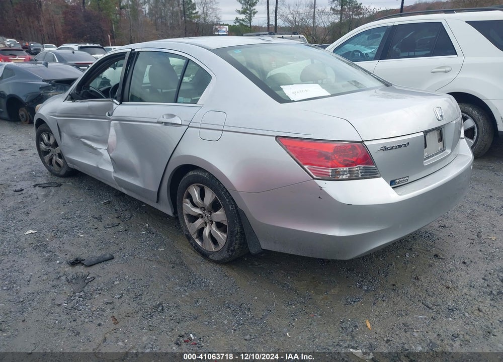 2008 HONDA ACCORD 2.4 EX-L VIN: JHMCP26828C036900