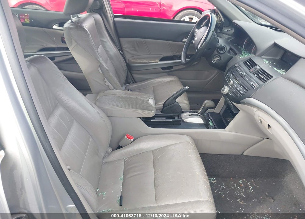 2008 HONDA ACCORD 2.4 EX-L VIN: JHMCP26828C036900