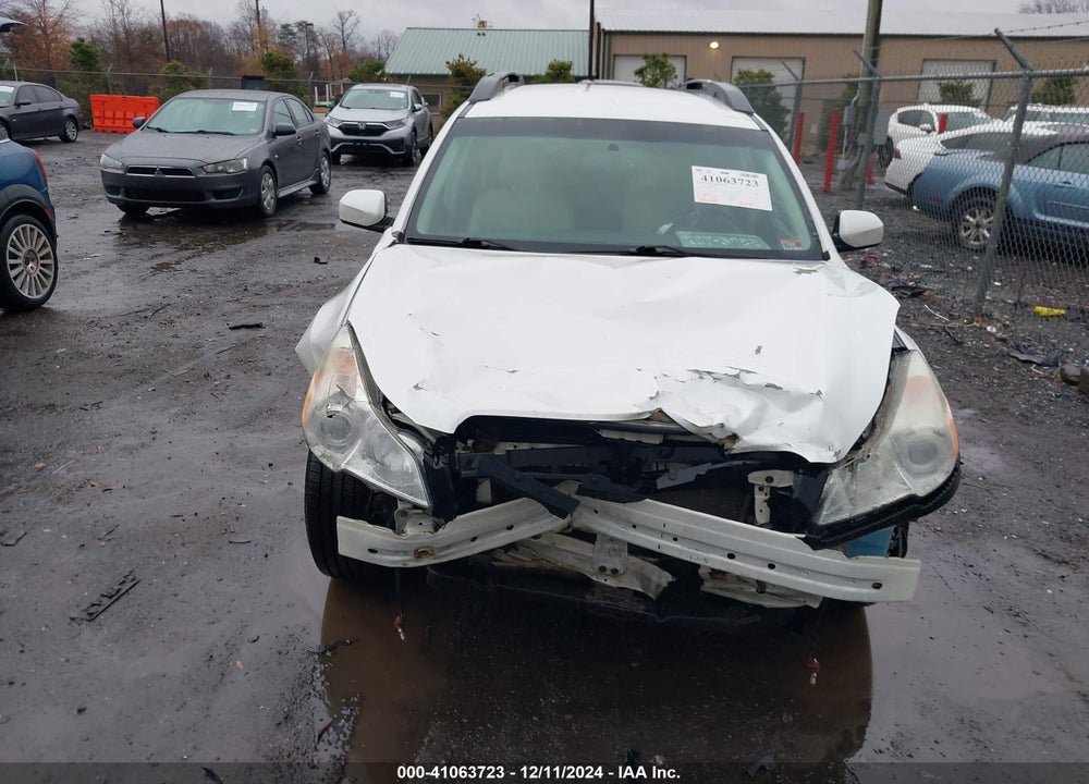 2011 SUBARU OUTBACK 2.5I PREMIUM VIN: 4S4BRBCC1B3425904