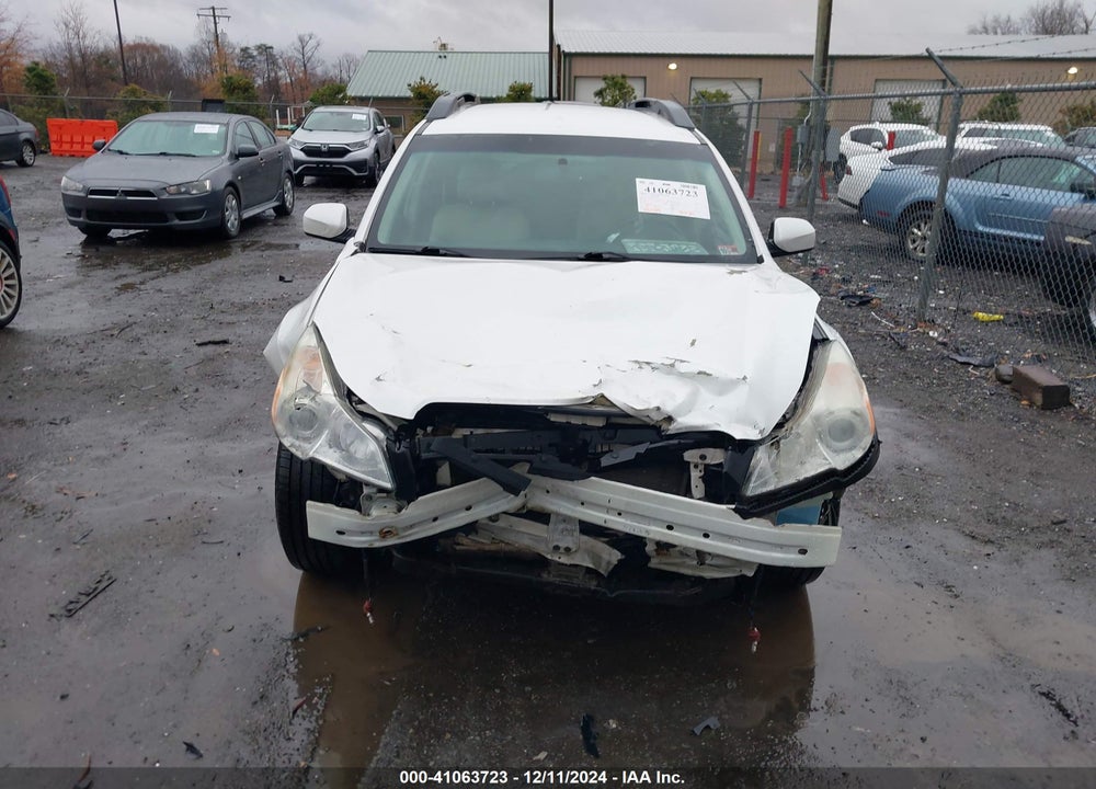 2011 SUBARU OUTBACK 2.5I PREMIUM VIN: 4S4BRBCC1B3425904