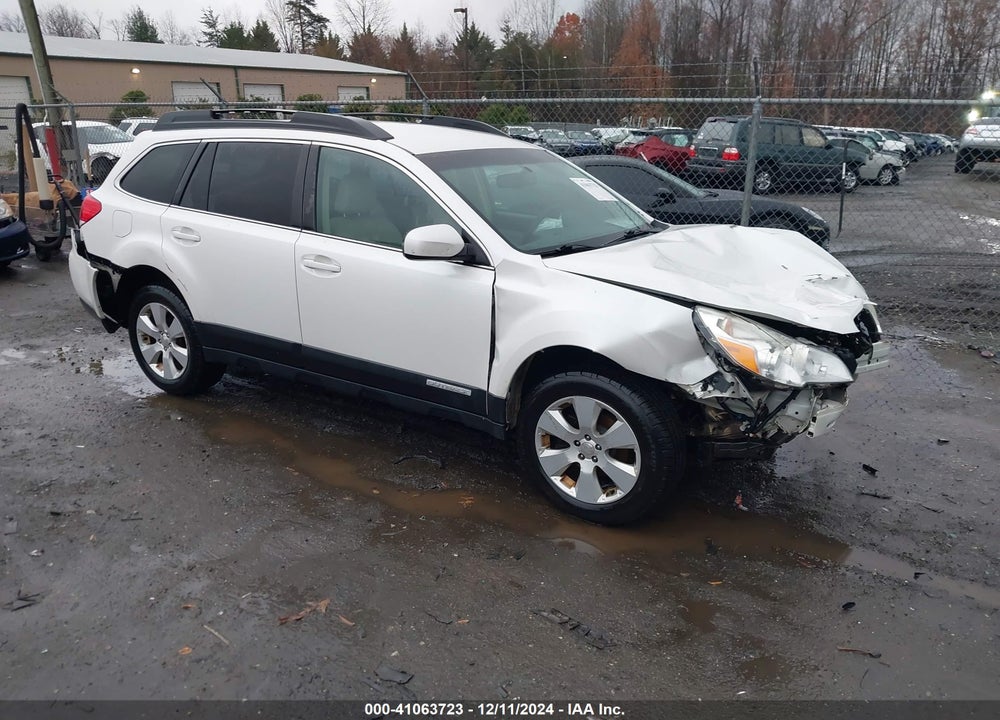 2011 SUBARU OUTBACK 2.5I PREMIUM VIN: 4S4BRBCC1B3425904