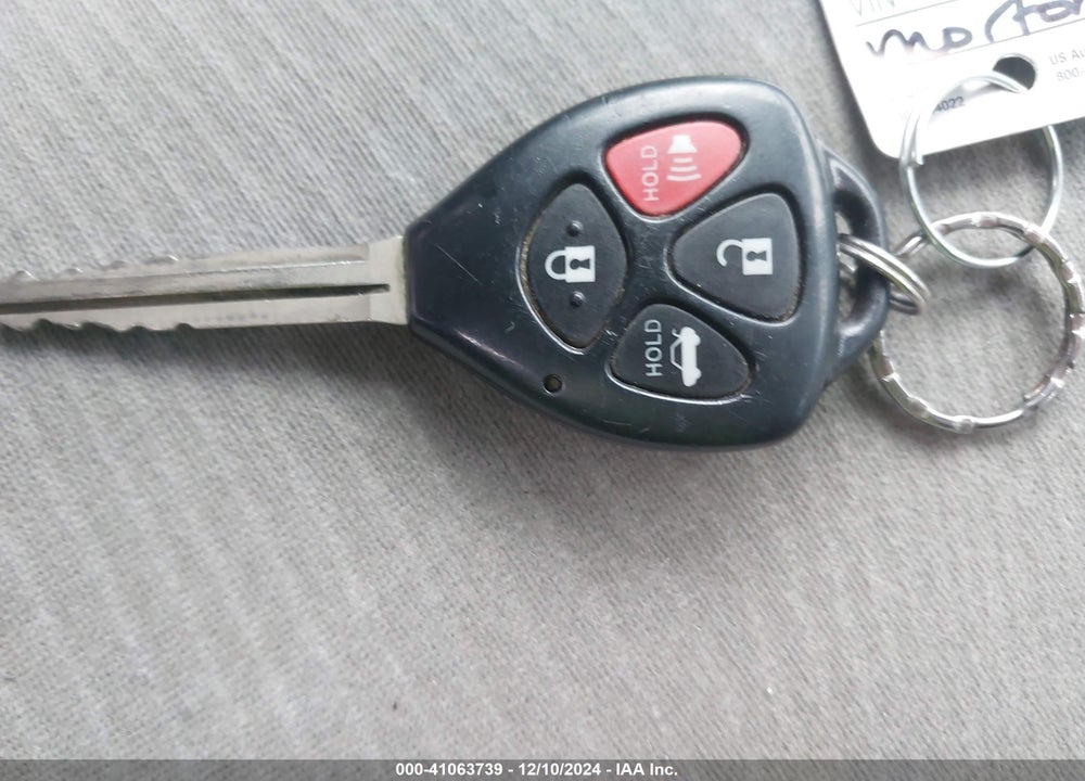 2013 TOYOTA COROLLA LE VIN: 2T1BU4EE6DC948648