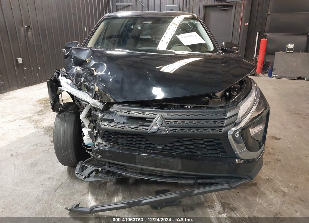 2022 MITSUBISHI ECLIPSE CROSS ES VIN: JA4ATUAA1NZ003318
