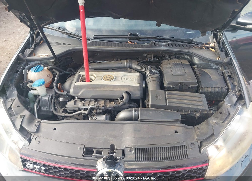 2011 VOLKSWAGEN GTI 4-DOOR/4-DOOR AUTOBAHN VIN: WVWHV7AJ8BW017326