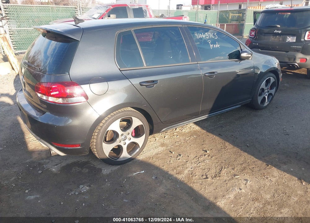 2011 VOLKSWAGEN GTI 4-DOOR/4-DOOR AUTOBAHN VIN: WVWHV7AJ8BW017326
