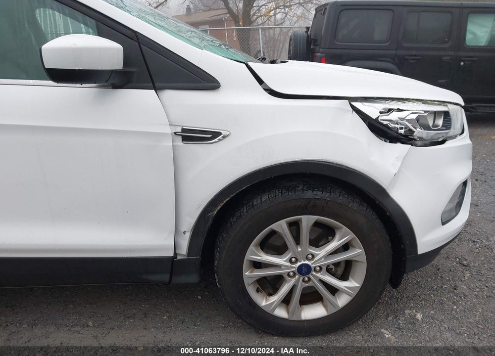 2017 FORD ESCAPE SE VIN: 1FMCU9G98HUA25996