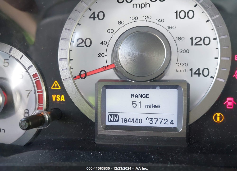 2011 HONDA PILOT TOURING VIN: 5FNYF4H96BB089363