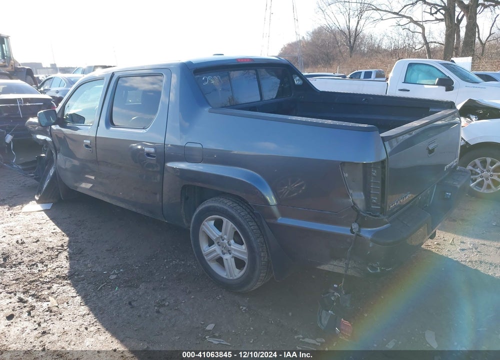 2013 HONDA RIDGELINE VIN: 5FPYK1F51DB002599