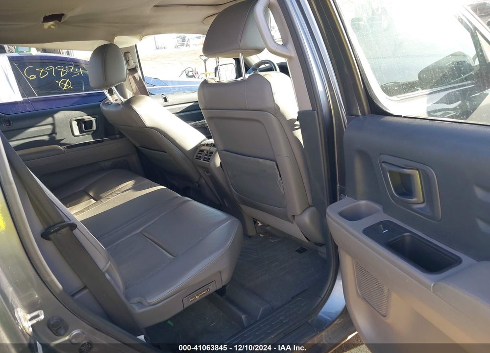 2013 HONDA RIDGELINE VIN: 5FPYK1F51DB002599