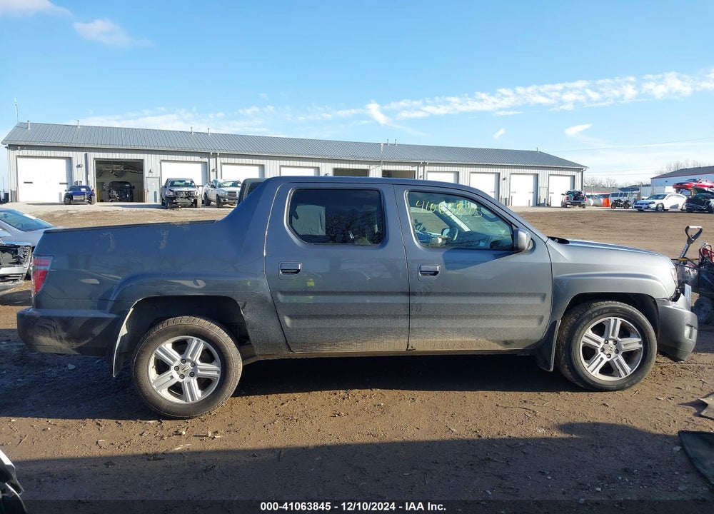 2013 HONDA RIDGELINE VIN: 5FPYK1F51DB002599