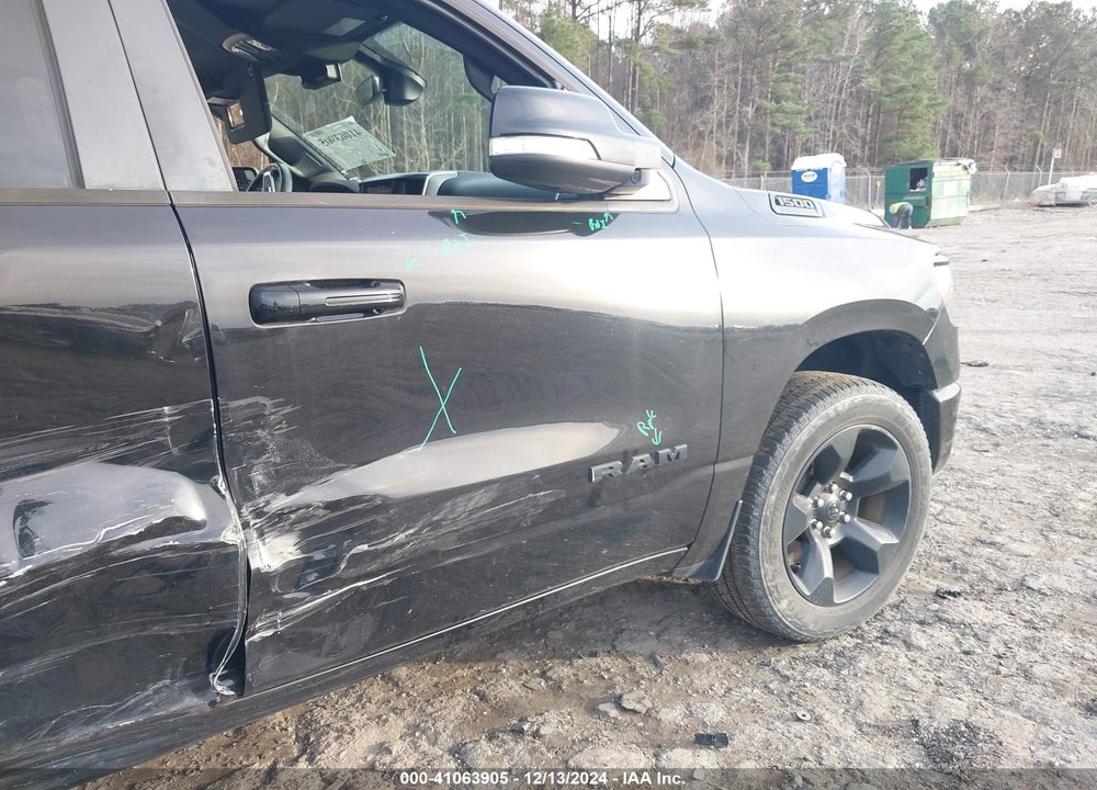 2019 RAM 1500 VIN: 1C6RREFG5KN822126