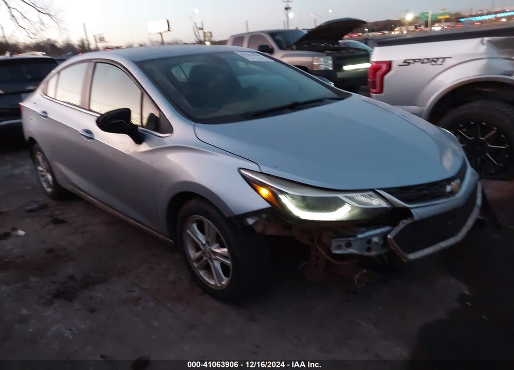 2017 CHEVROLET CRUZE LT AUTO VIN: 1G1BE5SM0H7189316