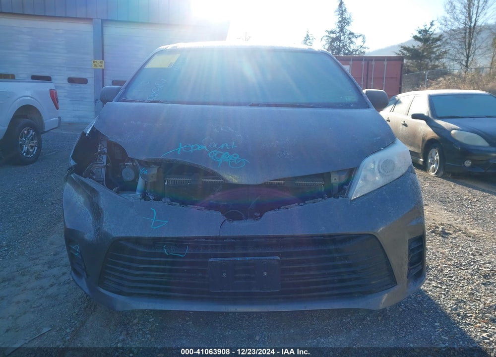 2018 TOYOTA SIENNA L 7 PASSENGER VIN: 5TDZZ3DC1JS952314