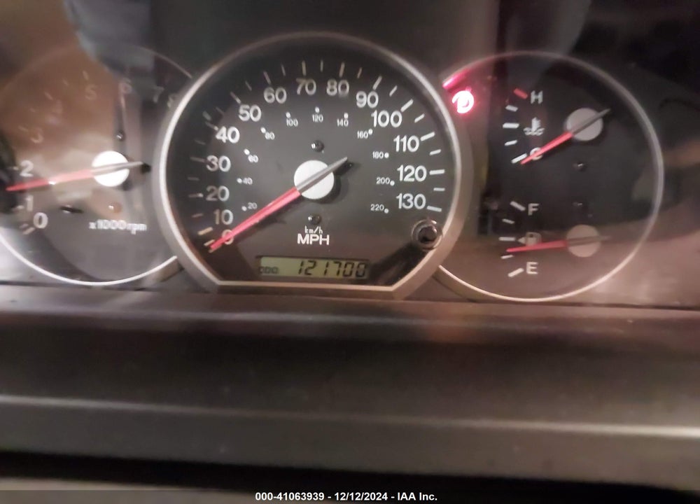 2005 KIA SEDONA EX/LX VIN: KNDUP132356755826