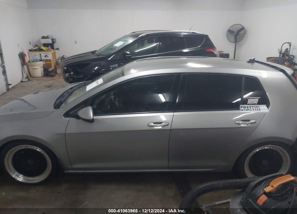 2017 VOLKSWAGEN GOLF TSI S 4-DOOR/TSI SE 4-DOOR/TSI SEL 4-DOOR/TSI WOLFSBURG EDITION 4-DOOR VIN: 3VW217AU4HM065648