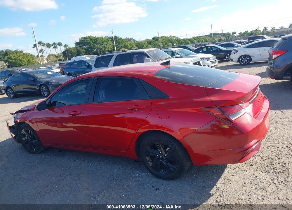 2023 HYUNDAI ELANTRA SEL VIN: 5NPLM4AG4PH100992