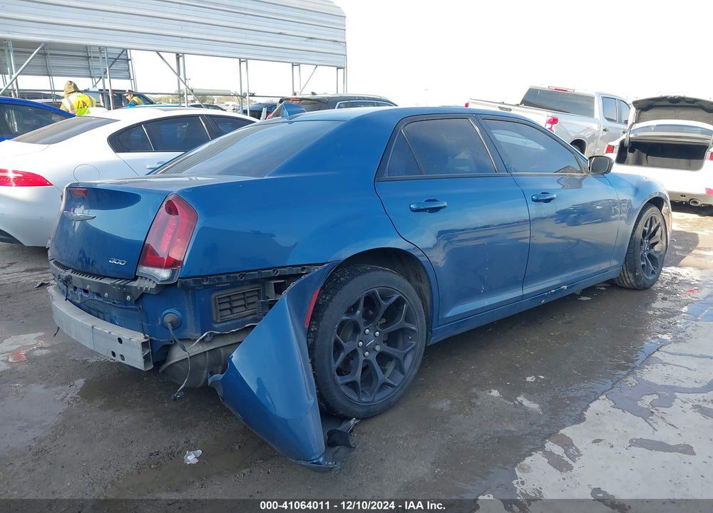 2020 CHRYSLER 300 TOURING VIN: 2C3CCAAG2LH137550