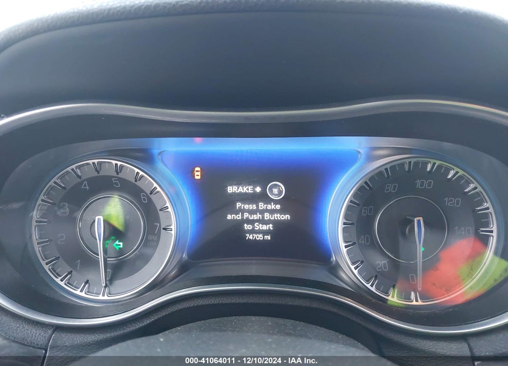 2020 CHRYSLER 300 TOURING VIN: 2C3CCAAG2LH137550
