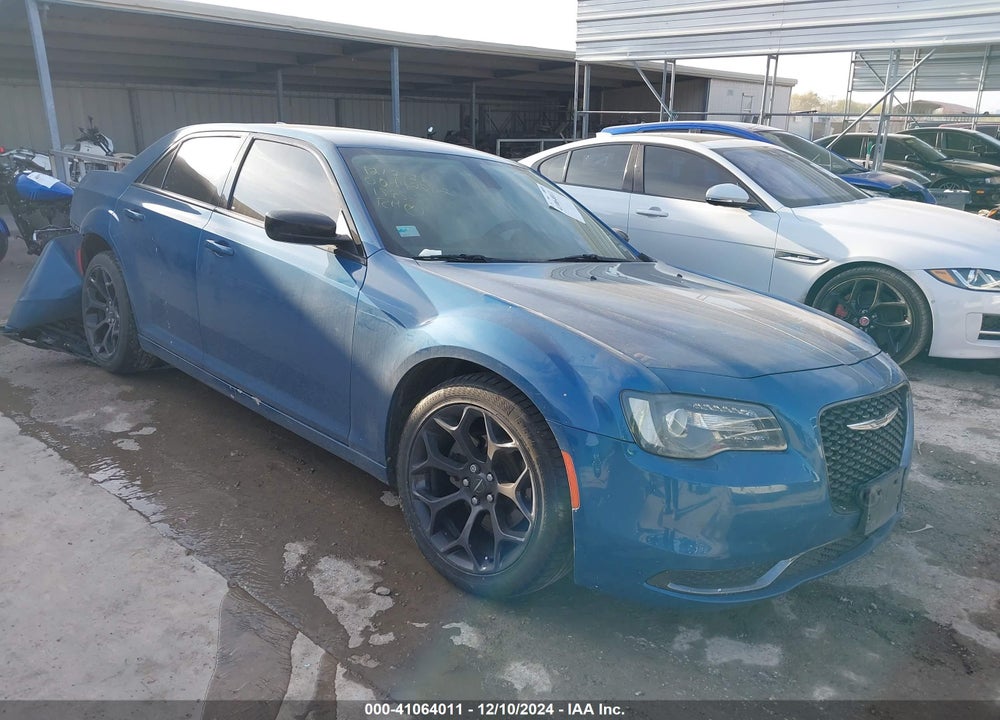 2020 CHRYSLER 300 TOURING VIN: 2C3CCAAG2LH137550
