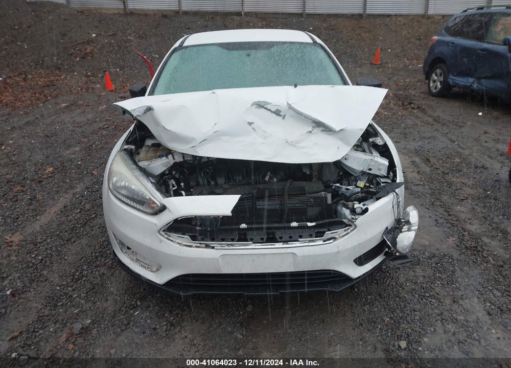 2015 FORD FOCUS S VIN: 1FADP3E22FL229382